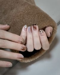 -初瞳专营美睫美甲