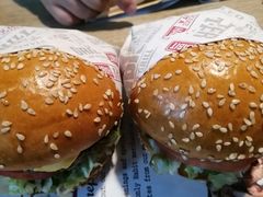 -The Habit Burger Grill 哈比特汉堡(复兴soho店)