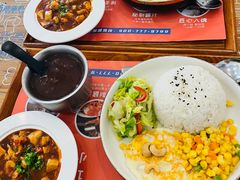 -海盗虾饭·剥好的小龙虾饭(SOHO尚都店)