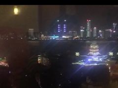 -东方豪景花园酒店·怡景旋转餐厅