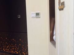 -鑫意棋牌会所(长寿路智慧广场店)