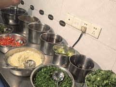 -牛一煲美食(江高店)