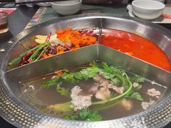 -廖掌柜·重庆鲜货火锅(上海首店)