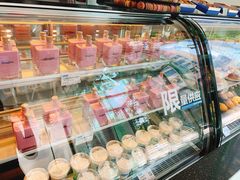 零售区-Blueglass酸奶(华贸购物中心店)