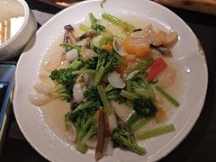 -五谷丰登农家院·地道胶东菜·海鲜烧烤(威海店)