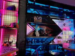 -UP嘻哈酒吧(粉巢店)