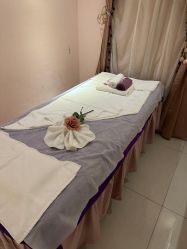 -蕾蕾美颜美容美体