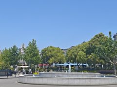 -比斯特上海购物村精品奥特莱斯