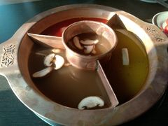 -滇釜火锅·能喝汤的火锅(车公庄店)