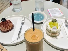 -UNI UNI(环亚凯瑟琳店)