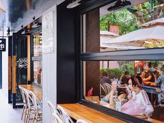 -Peet's 皮爷咖啡(东湖路手作店)