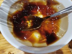 老红糖冰粉-嘉州叶婆婆钵钵鸡(建设路店)