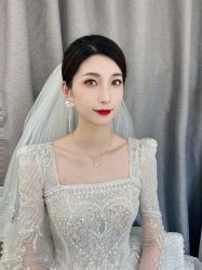 -莫小姐婚纱