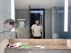 -上海虹桥西郊假日酒店