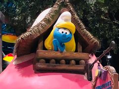-蓝精灵乐园·世茂精灵之城主题乐园