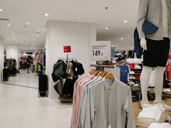 -优衣库(重庆星光时代广场店)