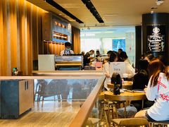 -星巴克臻选(济南恒隆店)