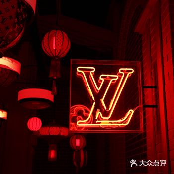 没想到最后却有种逛艺术品展览的感觉