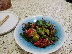 -小董哥烤串·爆汁大油边(故宫店)