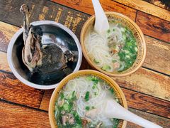 鸡腿-正宗李家土鸡米线店