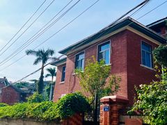 -溪岸路花鸟市场