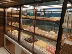 面包甜点陈列柜-奈雪的茶(石家庄万象城店)