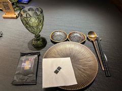 -蟹犇前•帝王蟹雪蟹(陆家嘴店)
