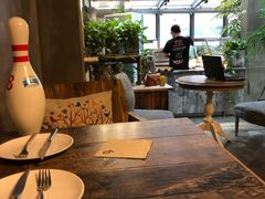 -HIGH FIVE哈福手工汉堡(桂林路店)