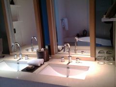 -杭州逸酒店(西湖武林店)