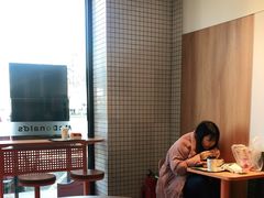 大堂-麦当劳(玉桥中路店)