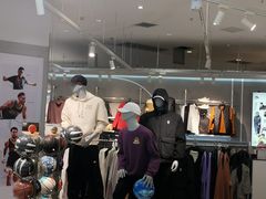 -资和信百货商场