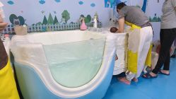 -香港3861婴幼儿游泳馆(东海商务中心店)