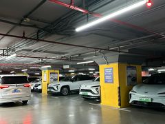 -中山公园-龙之梦停车场