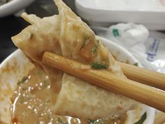 -楼外楼大刀肉传统火锅(西安大路店)