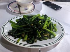 -明本湛江鸡•海鲜小厨(陈家祠店)