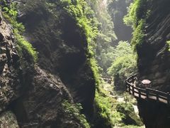 -龙水峡地缝景区