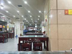 -牛一嘴·兰州牛肉面·大盘鸡(财富中心店)