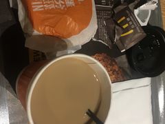 -麦当劳(展览路店)