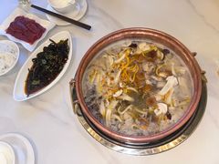 -菌海森林·非遗野生菌火锅(西山区滇池路摩根道店)