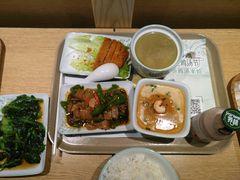 -老乡鸡(亚夏汽车城同创科技园店)
