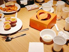 -怡咖啡海鲜自助餐厅(浦东香格里拉店)
