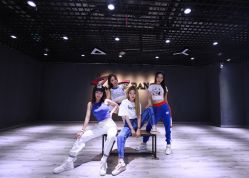 点击看大图 -Hyun极炫舞蹈