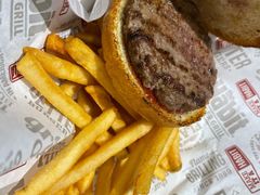 -The Habit Burger Grill 哈比特汉堡(爱琴海店)