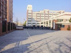 -上海市曹杨第二中学