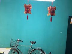 -荒岛实景沉浸密室(江汉路1店)
