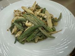 杭椒雪里蕻笋-群乐饭店(滨安路店)