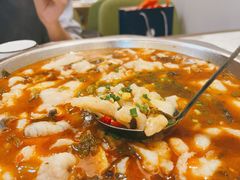 活水鱼-川人川菜馆·小龙虾·鲜虾现做(黄山路店)