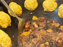 -哈尔滨烧烤·山河村铁锅炖(交大店)
