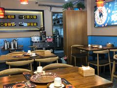 大堂-楚媚娘炭火蛙锅(宽厚里店)