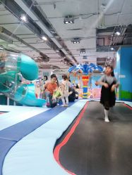 -利奥梦幻主题乐园(爱琴海购物公园店)